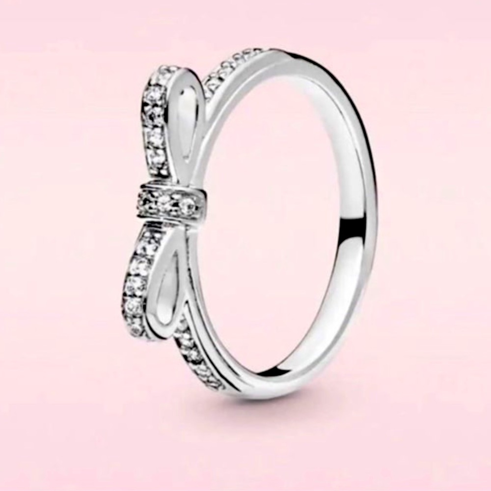 Pandora Bow Ring